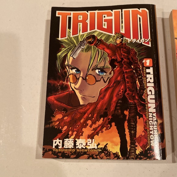 Trigun #1 and Trigun Maximum #1 Graphic Novels - Picture 2 of 3